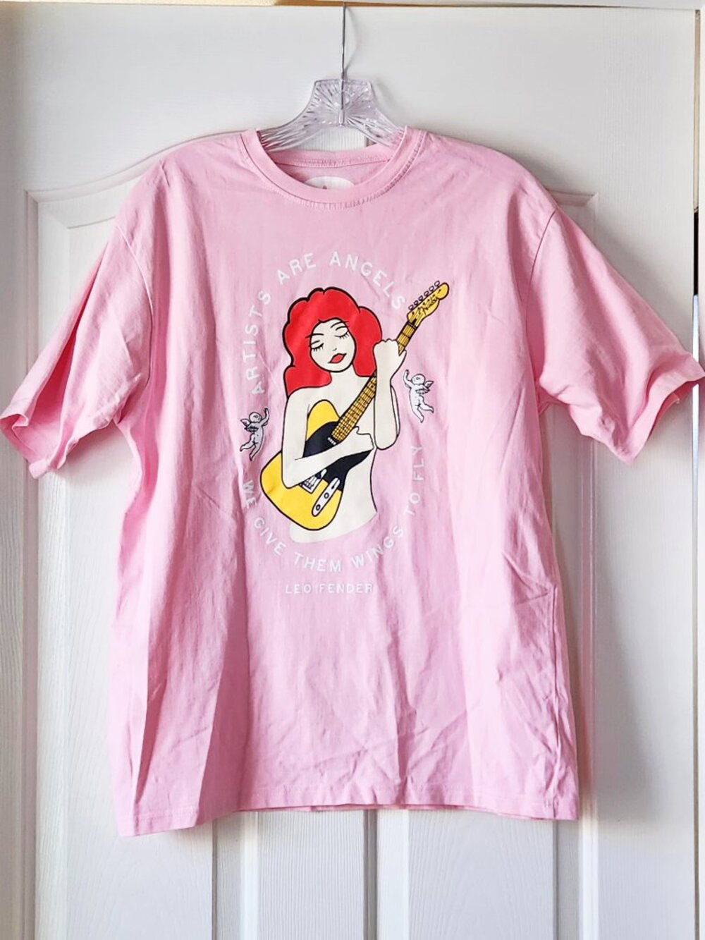 Fender Guitar Pink Size Large T Shirt "Artists Are Angels"